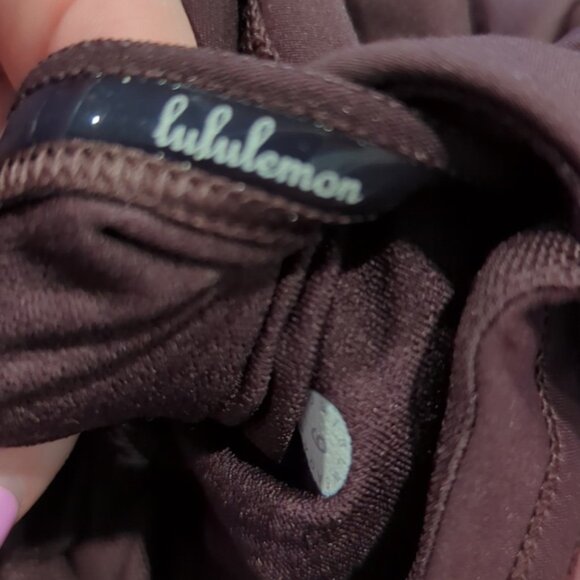 Lululemon Strength & Sweat Crop *23" Black Satin - Picture 7 of 11